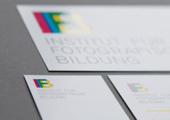 Logo mit partiellem Drucklack