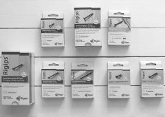 Schrauben-Verpackungen mit erklärendem Produktfoto.